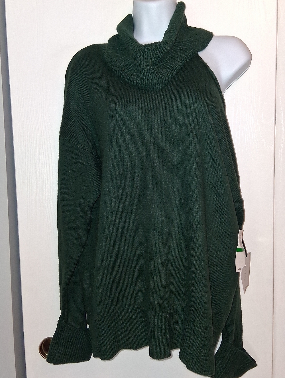 NWT 1.State Cold Shoulder Sweater, Sz L